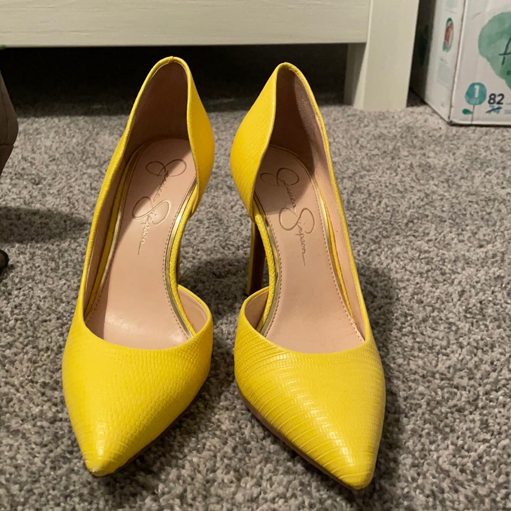 Jessica Simpson heels